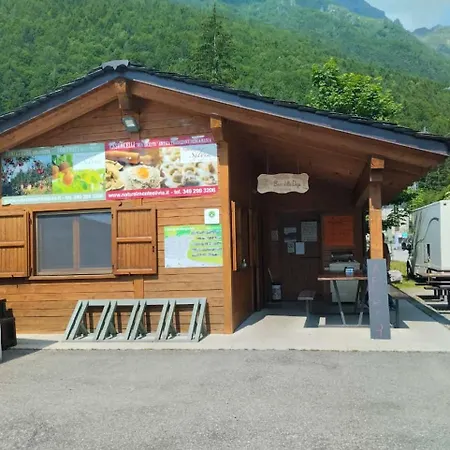 Pensión Dormire A Valgoglio Della Diga *