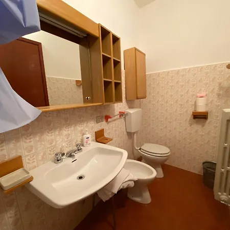 Pensjonat Dormire A Valgoglio Della Diga *