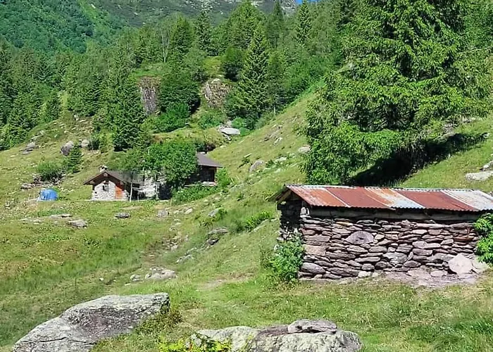 Pensjonat Dormire A Valgoglio Della Diga